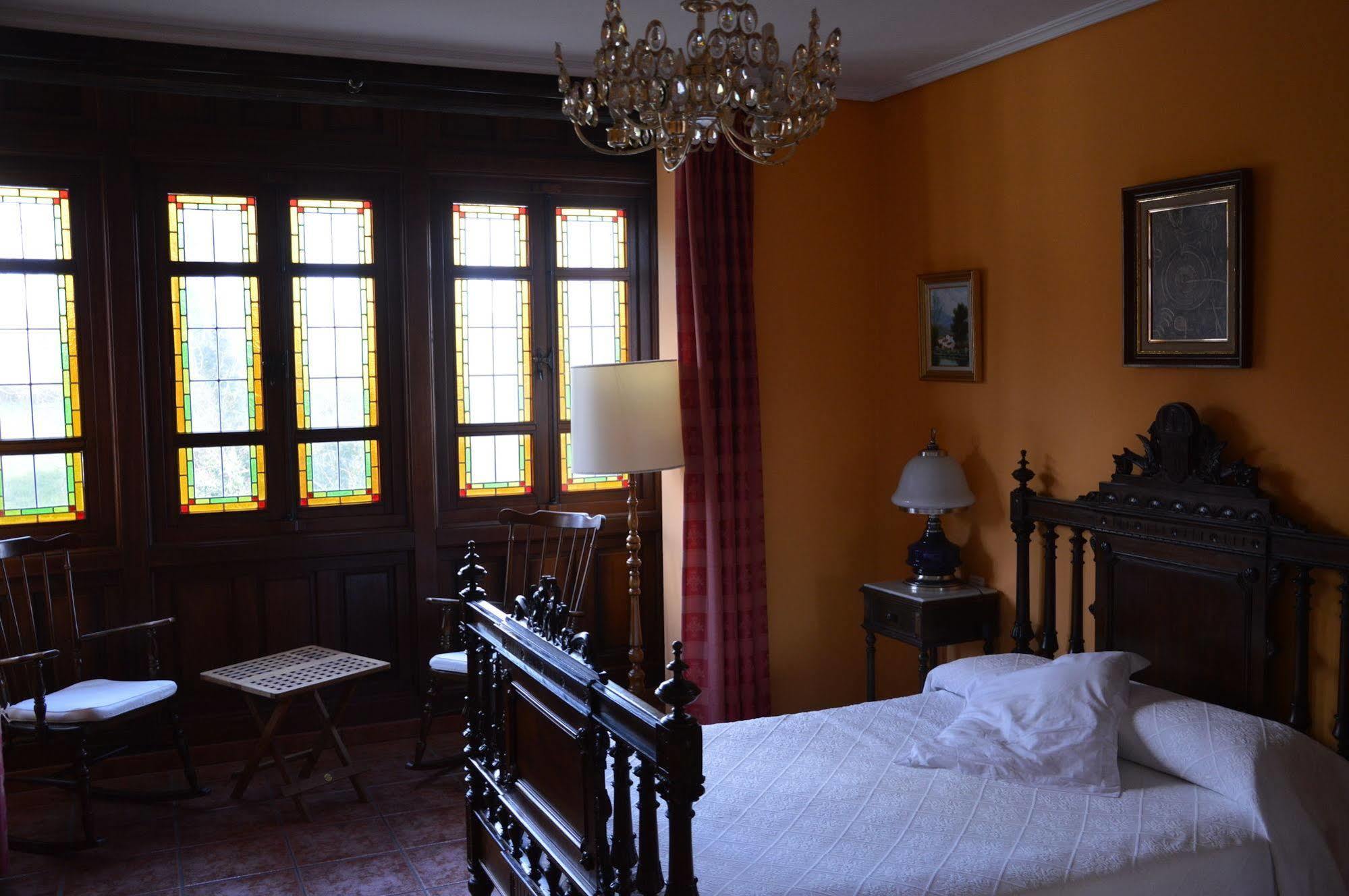 Hotel Mar De Queo Hotel 2*