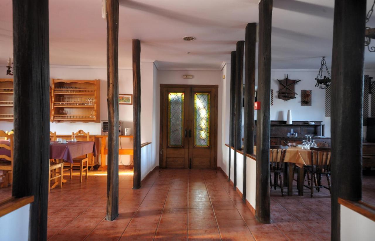 Hotel Hotel Mar De Queo 2*